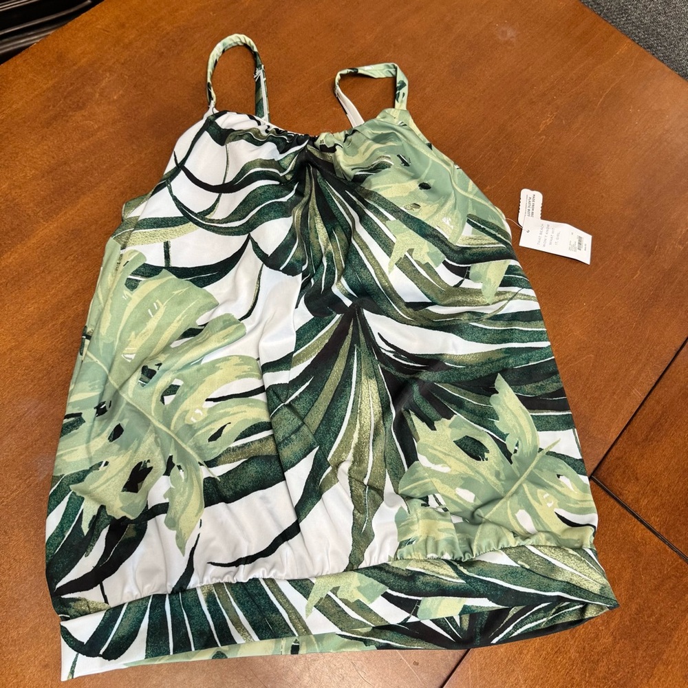 NWT Cacique Swim‎ Lightly Lined No-Wire Built in Bra Palm Leaf Tankini Top 42F